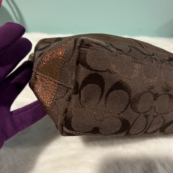 COACH Pouchette in brown canvas. Handbag. - Picture 6 of 9